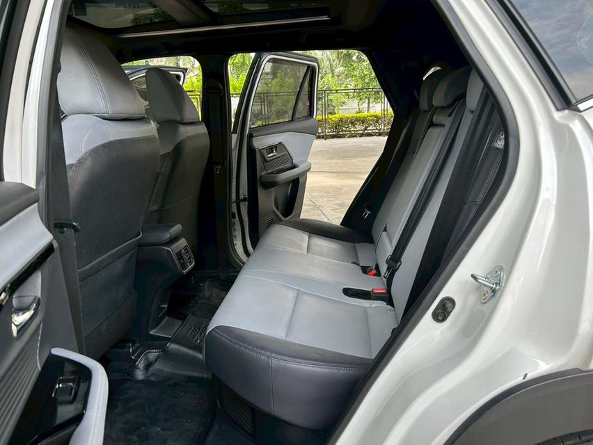 🚗 2024 Toyota Yaris Cross 1.5 HEV Premium luxury AT รูปที่ 19