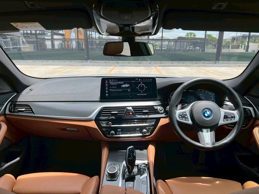 BMW 530e M Sport G30 LCI 2022• Mileage: 39,xxx km รูปที่ 16
