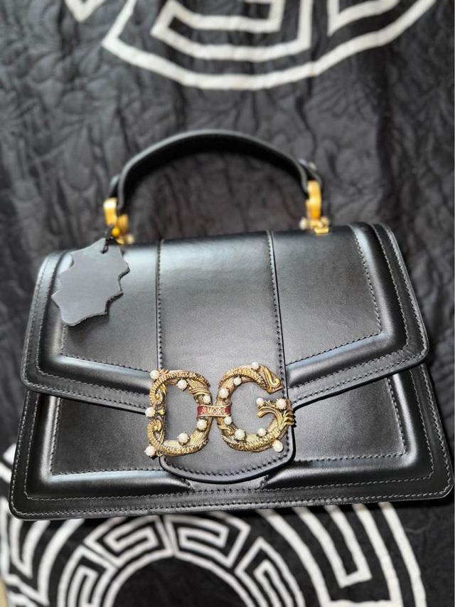 ขายต่อ Dolce & Gabanna  1