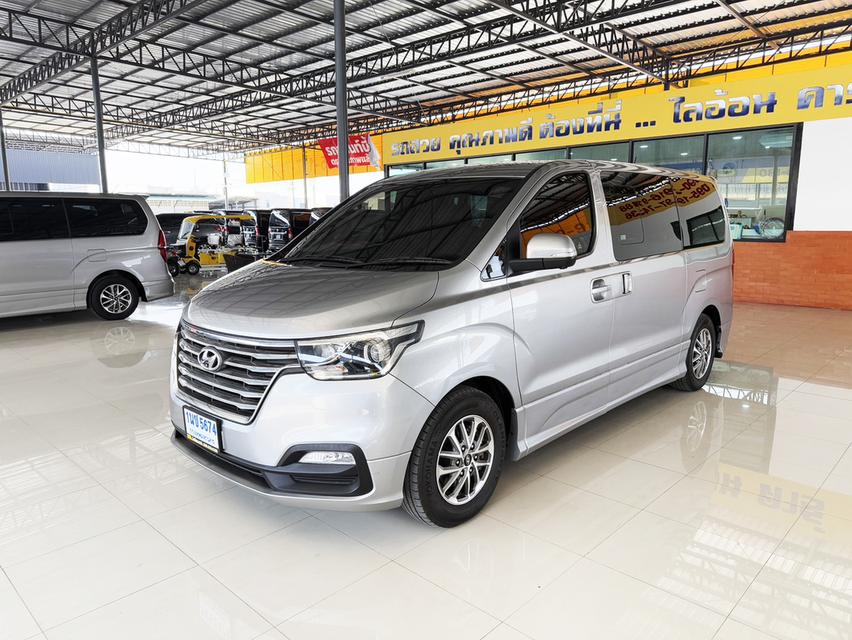  Hyundai H-1 2.5 Deluxe (ปี 2019) Wagon AT