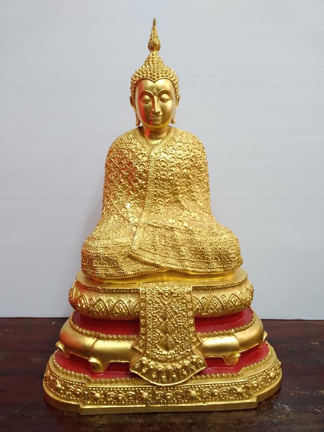 ชุดพระแก้วมรกตจำลองหน้าตัก7นิ้วออกวัดพระแก้ว 8