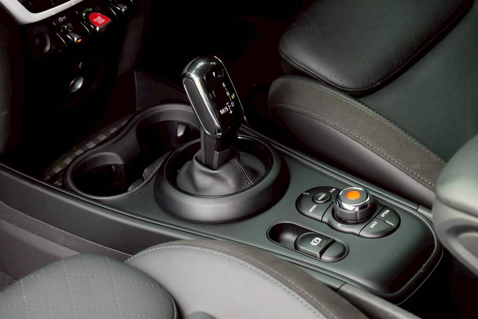 Mini Countryman Cooper S (F60) 2020 รถสวยมากเห็นแล้วต้องชอบแน่นอน 13