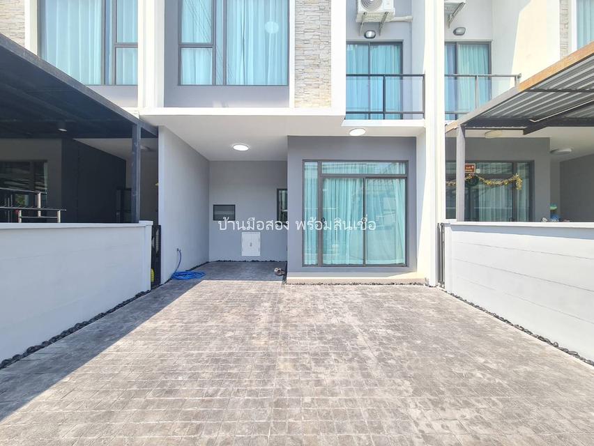 หมู่บ้านพลีโน่ รามอินทรา วงแหวน-จตุโชติ 4