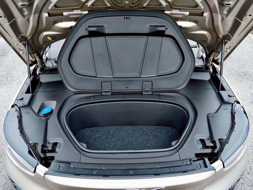 รหัสรถ PR2255 + Volvo XC40 Recharge Pure Electric Twin Motor รุ่น Top Fulloption 13