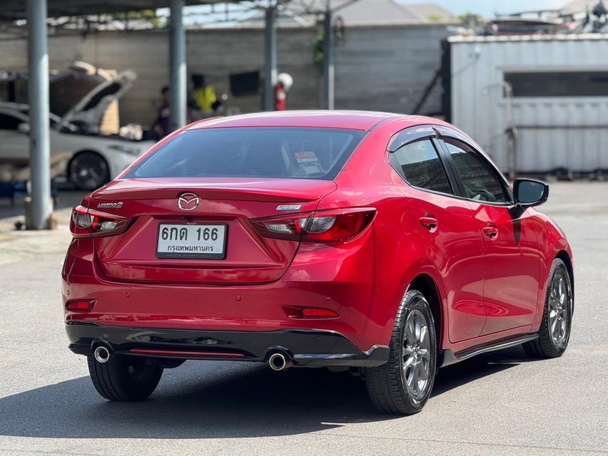 MAZDA 2 SKYACTIVE 4dr High Plus top Auto 6sp FWD 1.3i (เบนซิน) Mnc ปี 17สีแดง เกียรออโต้