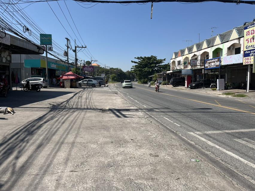 อาคารตึกแถว 2 ชั้น 2ห้องนอน 2ห้องน้ำ เขต แหลมฉบัง อ.ศรีราชา จ.ชลบุรี 5