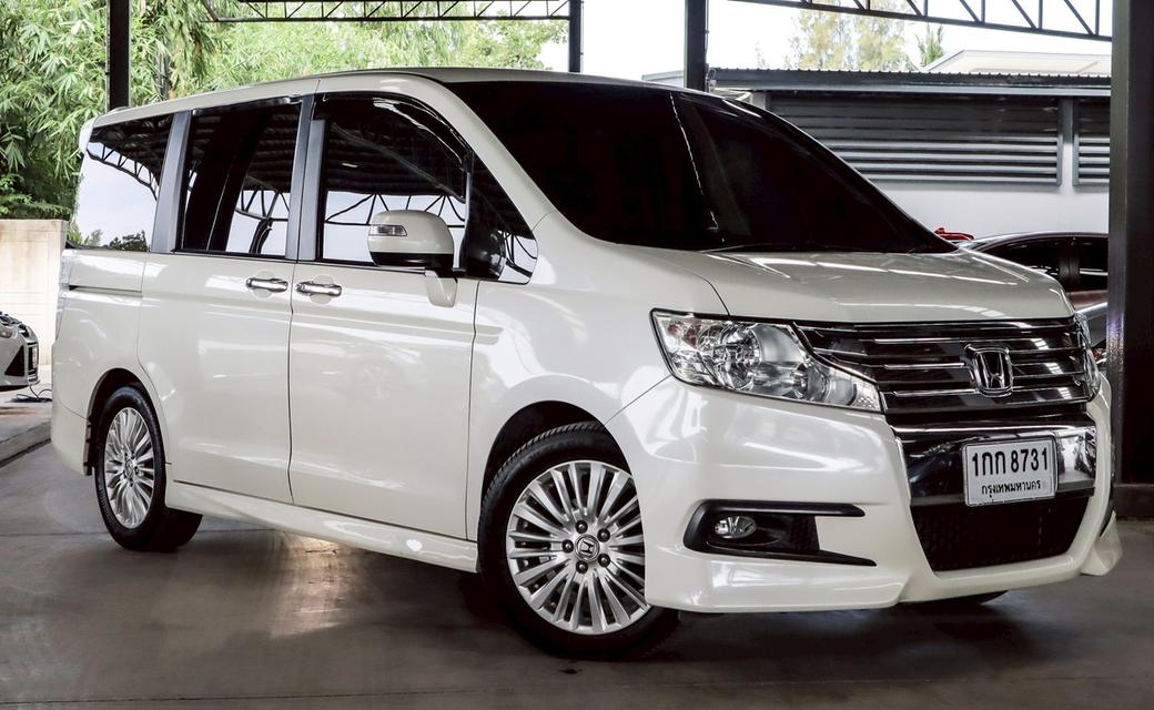 2012 HONDA STEPWAG  SPADA 2.0 JP 3