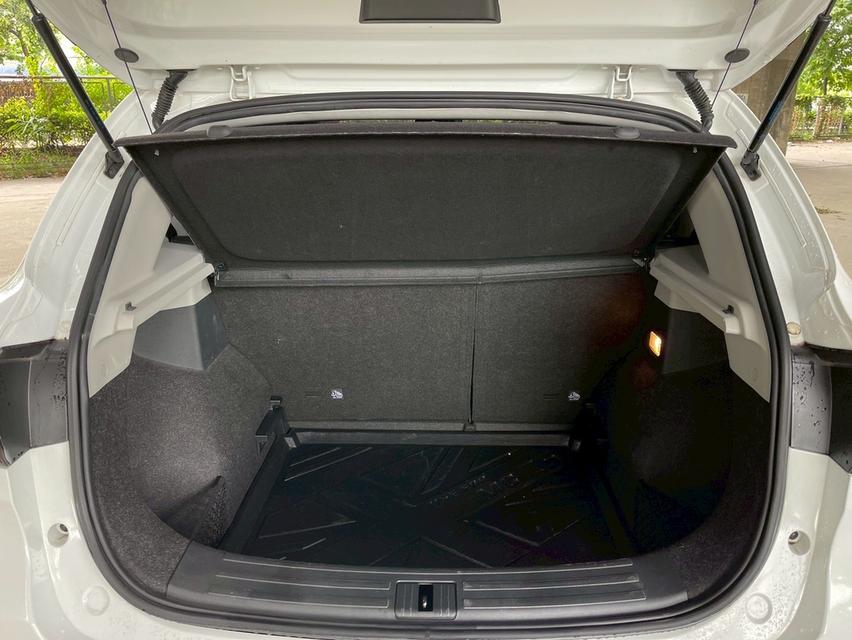 รหัสรถ WMT9092 MG ZS 1.5D ปี 2018 13