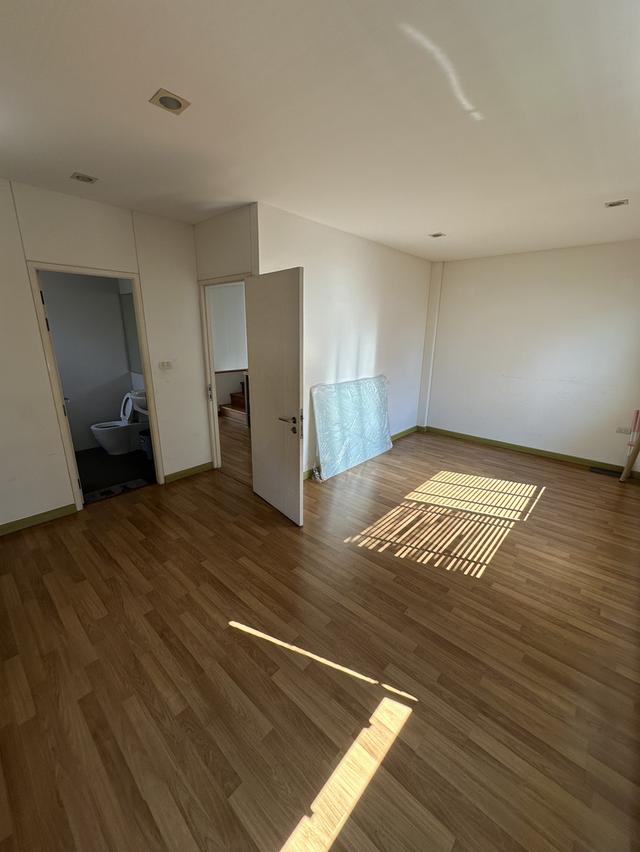 TownHomeให้เช่า แยกรัชดา-ลาดพร้าว  ลาดพร้าว ซ.21 โครงการLPN  Lumpini Town Residence Ladprao Station ซ.ลาดพร้าว21 4