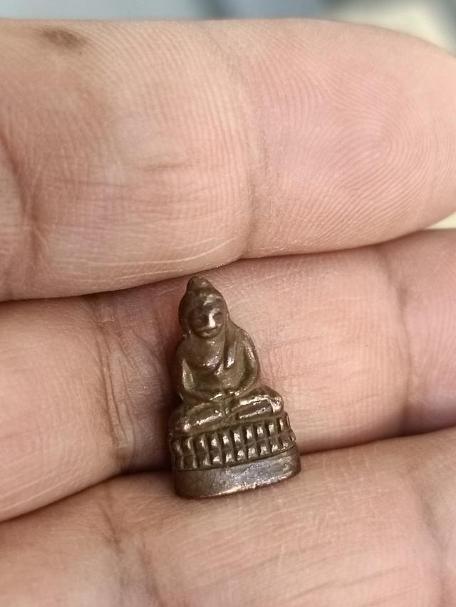 พระชัยวัฒน์สุจิตโต วัดบวรนิเวศฯ เนื้อทองทิพย์ พิมพ์สมาธิ [นิยม] 8