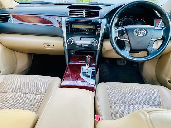 Toyota Camry ราคาถูก 5