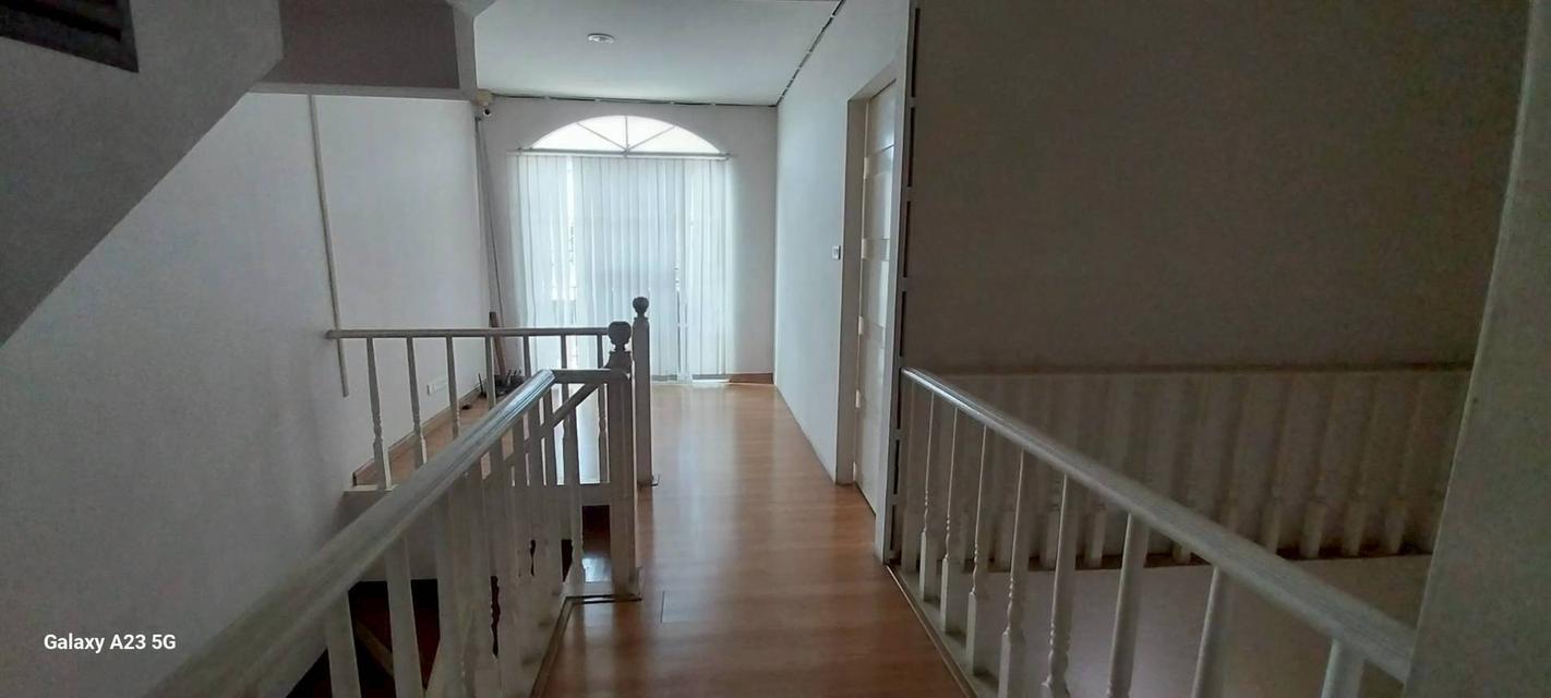 ขายทาวน์โฮม 3ชั้น หมู่บ้านวโรดมเพลส ซ.สุภาพงษ์ 1 ใกล้ MRT สวนหลวง ร.9 (N.1852)