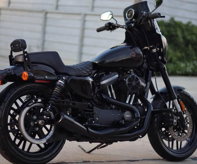 2017 Harley-Davidson Roadster 6