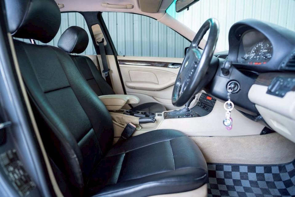 BMW 318i มือสอง ปี 2005 6