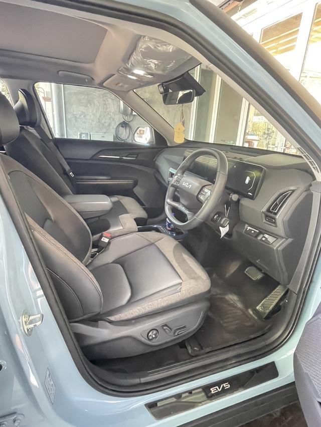 รหัสรถ KPV9971 🔥 ขายด่วน! 2025 Kia EV5 – สภาพเหมือนใหม่ 🔥 รูปที่ 13