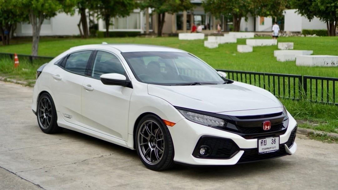 Honda Civic Fk 1.5 Turbo ปี 2018 แทัลงเล่ม 1