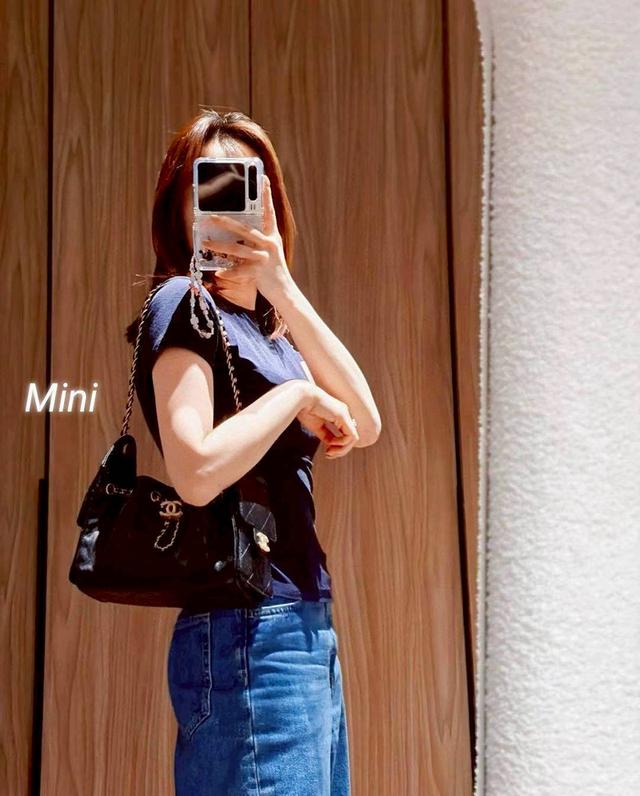 เทียบแท้สุด🔥หนังอิตาลี New Chanel mini 25Bag  Size : 20*22*12.5cm ✅ 16,500฿🔥 รูปที่ 7