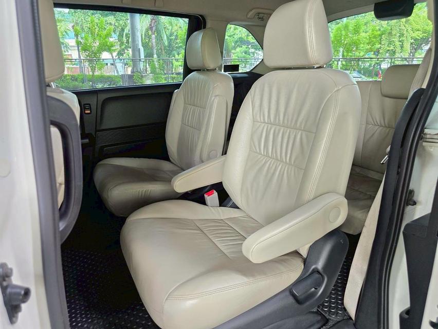 Honda Freed 1.5El ปี12 13