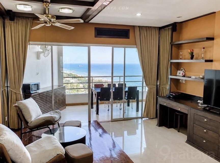 View Talay 3A for SALE beachfront condo sea view studio on high floor.Located between Pratumnak and Jomtien. 4