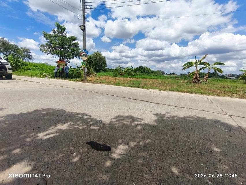 ขายที่ดิน 865 ตรว ติดถนนคอนกรีต ถมแล้ว ซ.บรมราชชนนี 76 ตลิ่งชัน กทม. 6