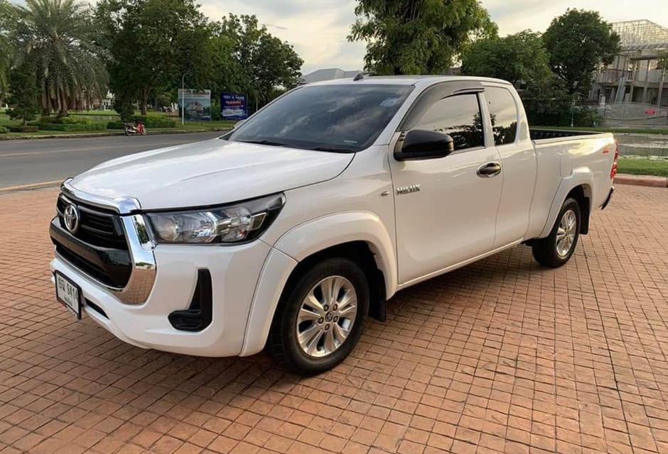 ขายรถกระบะรุ่น Toyota Hilux Revo ปี 2020 จังหวัด เชียงใหม่ 3