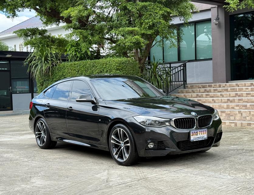 2019 BMW 320D GT MSPORT LCI รถมือเดียวออกป้ายแดง รถวิ่งน้อย เข้าศูนย์ทุกระยะ รถไม่เคยมีอุบัติเหตุครับ