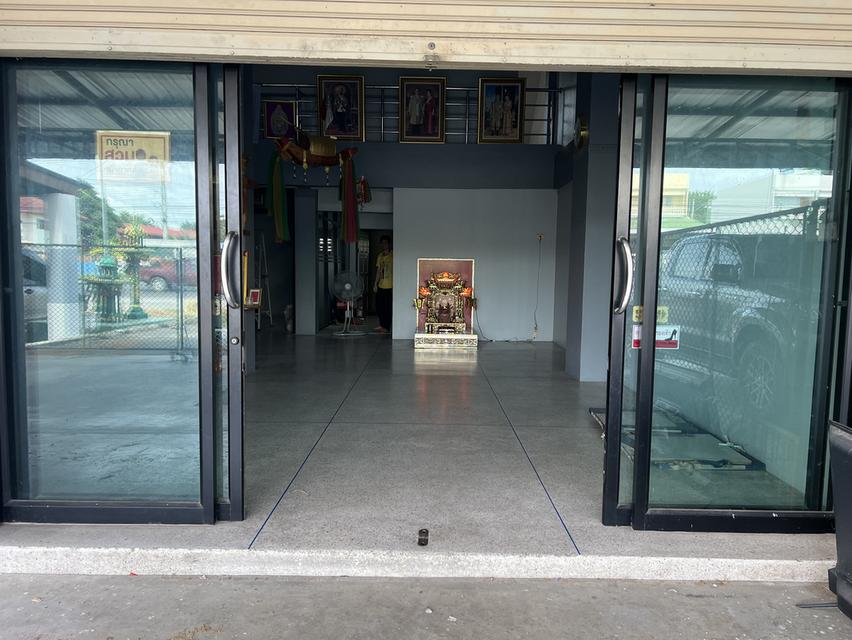 อาคารพาณิช์ 3 ชั้นครึ่ง ทำเลค้าขาย 2