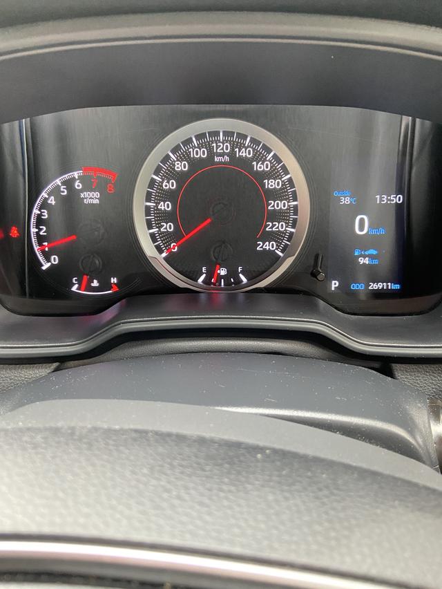 📢ขายถูกรถToyota Corolla Crossเจ้าของขายเองปี2023 📌ไมค์ใช้น้อยมาก(รับส่งเด็กนักเรียน) 📌ราคา740, 000บาท ☎️:0925624422 4