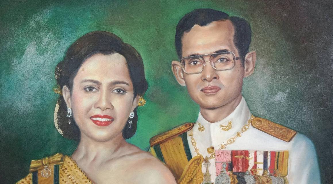 317.ภาพวาดสีน้ำมันพระบรมสาทิสลักษณ์ ในหลวงรัชกาลที่9 และสมเด็จพระบรมราชินีนาถในรัชกาลที่9 2