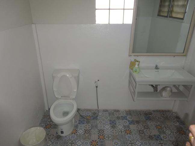 ให้เช่าบ้านเดี่ยว ย่านบางพลัด ซอย.สิรินธร2 ใกล้ห้างตั้งฮั่วเส็ง ธนบุรี หลังใหญ่ ในเมือง ถูกมาก เหมาะทำโฮมออฟฟิต,งานในบ้าน,เช่าอยู่เป็นครอบครัว ฯลฯ 17