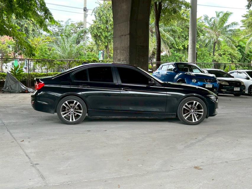 ขายรถ BMW 316i F30 ปี 2014 สีดำ เกียร์ออโต้ 8