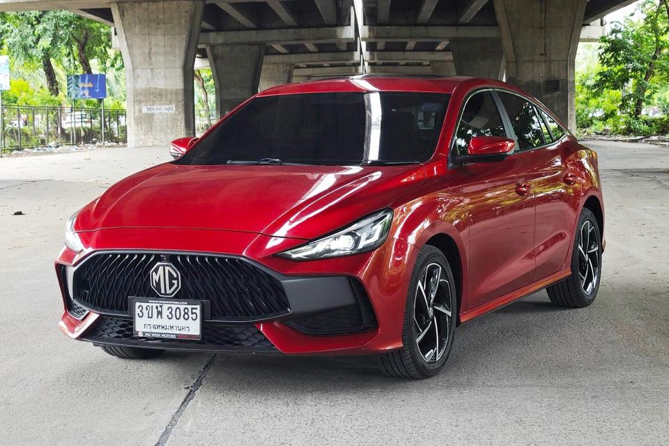 2023 MG 5 1.5 D+ Sunroof AT มือเดียวป้ายแดง ไมล์น้อย