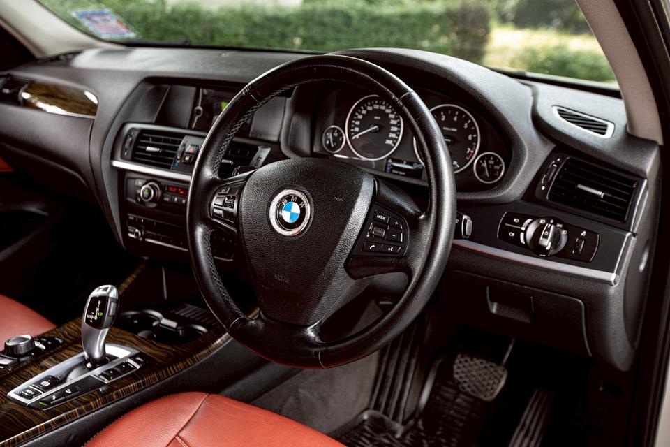 Bmw X3 XDrive20i  สีขาว ปี2013   สนใจติดต่อ.099-2459121 เซลล์เอก 549,000 16