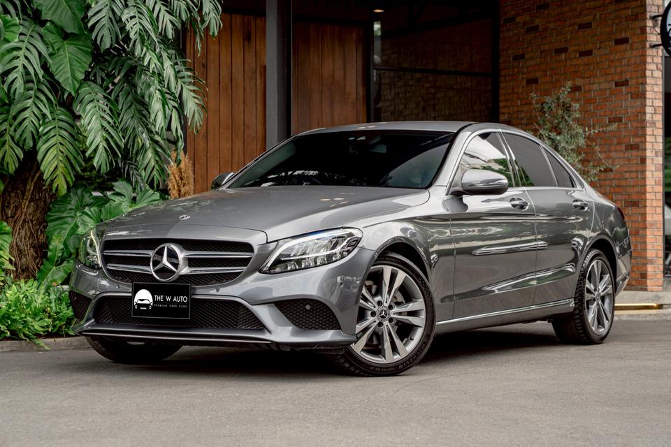 Mercedes-Benz C220d Avantgarde ปี 2019  🩶𝐂𝟐𝟐𝟎𝐝 เข้าแล้ววันนี้! ราคาดีต่อใจที่สุด 💵 🩶