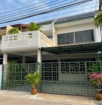MTR113 Prime Location Sathorn-Rama 3! ให้เช่าทาวน์โฮม 2 ชั้น สาธุประดิษฐ์ 15 (ช่องนนทรี-ยานนาวา) ฟังก์ชันครบ 30 ตร.ว. 1