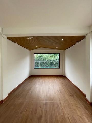 ให้เช่าทาวน์โฮม 3 ชั้น 144 ตรม. ย่านสาธุประดิษฐ์ ถนนจันทร์ ทุ่งวัดดอน เขตสาธร ใกล้ MRT สุรศักดิ์
