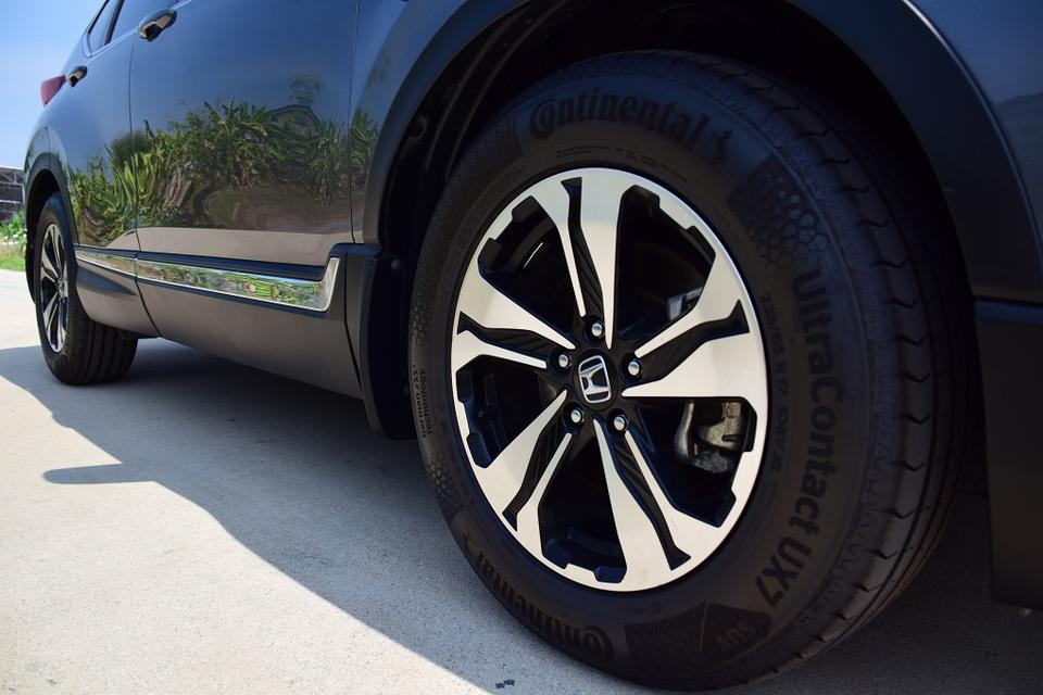 ปี2018 รถมือเดียวฟรีดาวน์ HONDA CR-V 1600 CC ดีเซลTURBO เบาะหนังแท้ 3ตอน ปรับไฟฟ้า แอร์หน้า หลัง ยางใหม่ประหยัดน้ำมันสุดๆ โทร0957401229 ไอดีไลน์ UTBP รูปที่ 14