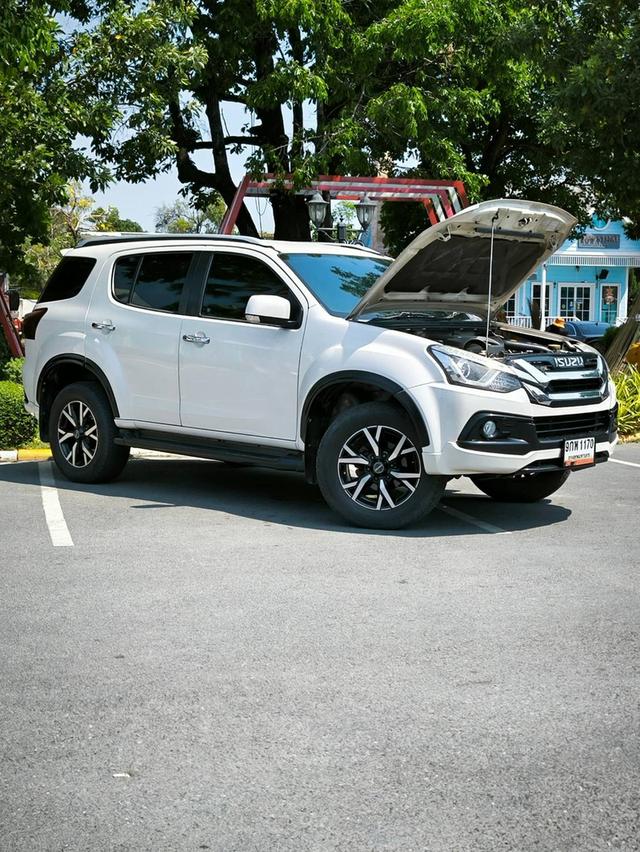 Isuzu MU-X 3.0 ONYX NAVI DVD A/T
