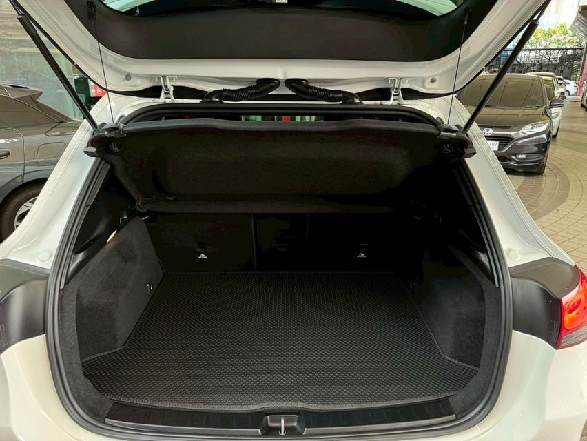 รหัสรถ WMT4242 BENZ GLA200 AMG Dynamic ปี 2021 รูปที่ 17