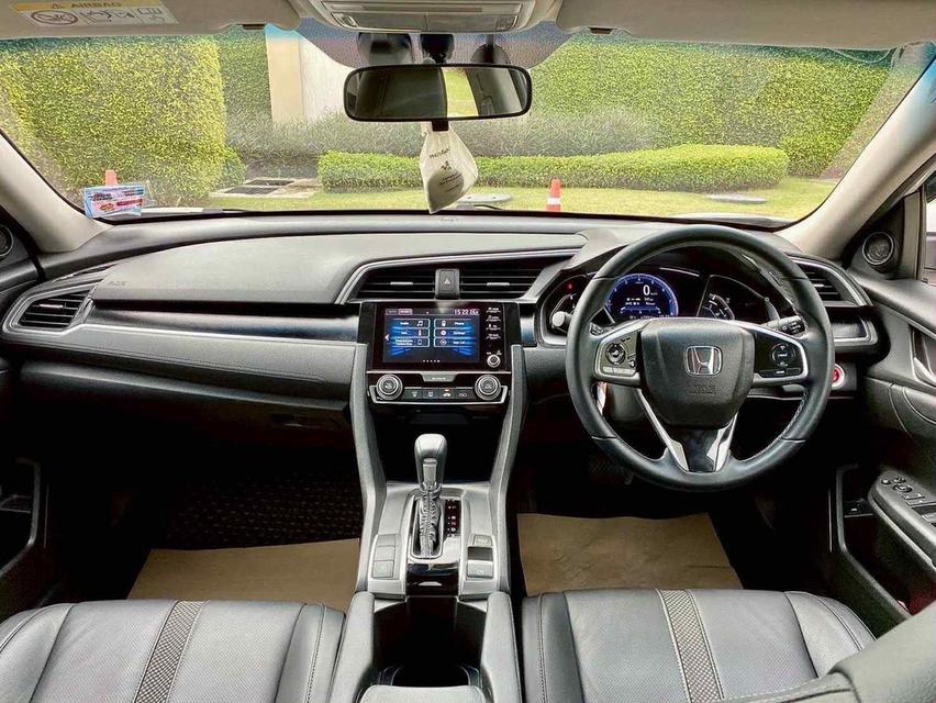 2019 Honda civic  8