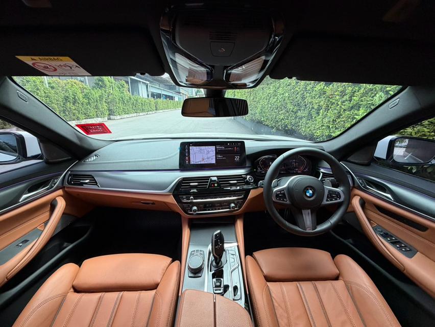 BMW 520d M Sport LCI (G30) ปี 2021 รูปที่ 6