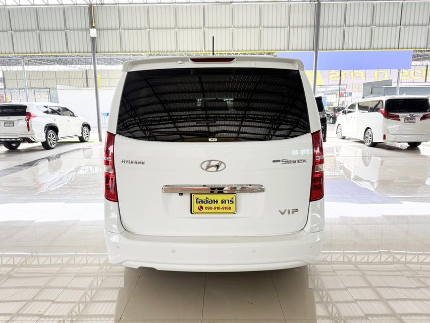  Hyundai Grand Starex 2.5 VIP (ปี 2017) Wagon AT 20