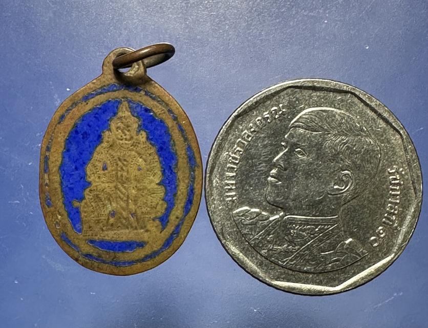 เหรียญท่านท้าวเวสสุวันลงยา หลังยันต์ เก่าเข้มขลัง ไม่ทราบที่ 8