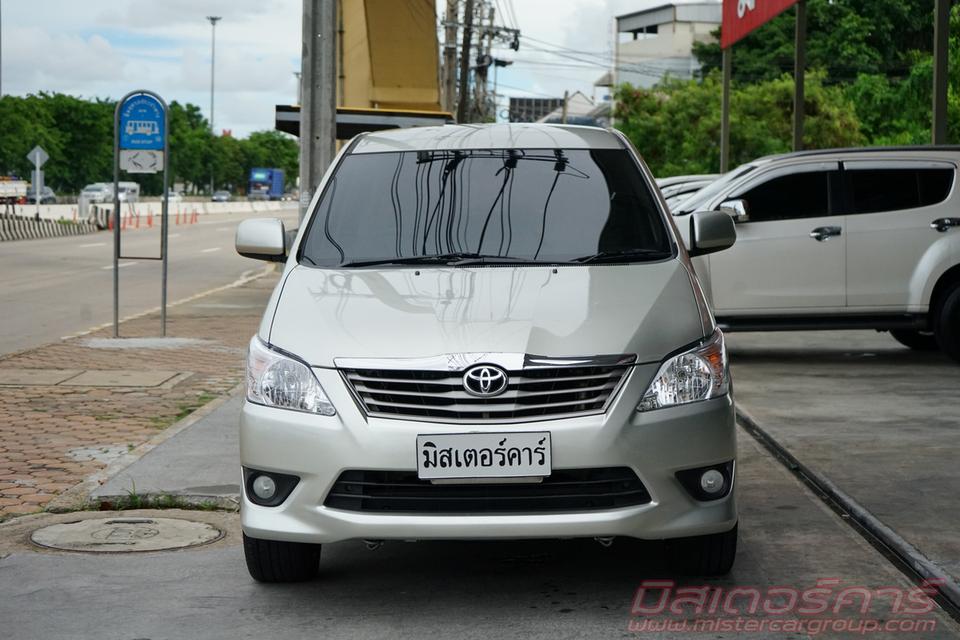 2012 TOYOTA INNOVA 2.0 G OPTION