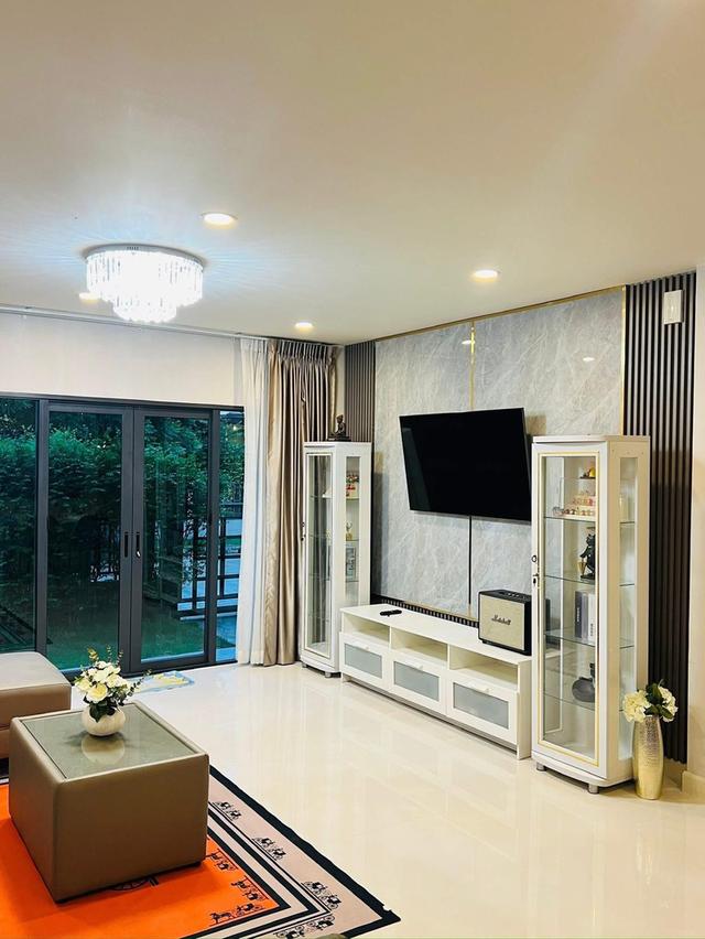 ให้เช่าบ้านเดี่ยว 2 ชั้น  เซนโทร วิภาวดี บ้านตกแต่งสวยพร้อมอยู่ (บ้านซอยต้นหลังมุมเป็นส่วนตัว) 11