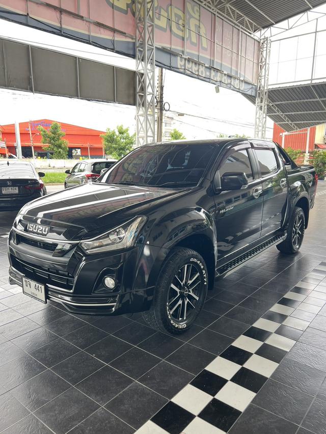 (แจ้งรหัสรถ: KCY441) 🔥 ขาย ISUZU D-MAX CAB-4 HI-LANDER 1.9 STEALTH Z-PRESTIGE AUTO ปี 2019 🔥