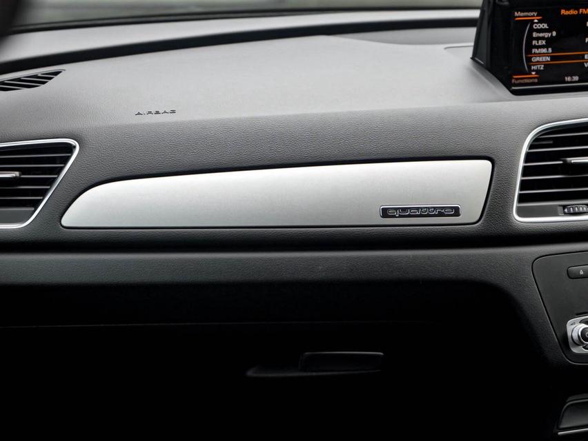 Audi Q3 2.0 Quattro SUV ปี 2014 รถศูนย์ Audi มือเดียวป้ายแดง 10