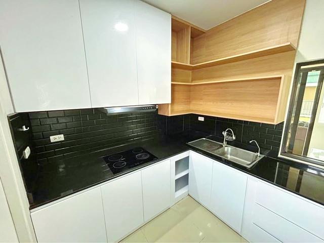 ซ.บงกช31-37 ม.กรุงเทพ รังสิต 3.2กม. 4นอน เช่าบ้านเดี่ยว 2 ชั้น 50ตร.ว. 200ตร.ม. 3น้ำ ตลาดคลองหลวง 2กม.ขาย- 8