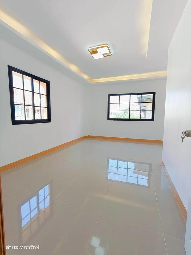 ทาวน์เฮาส์รีโนเวทใหม่ ทำเลเทพารักษ์ ใกล้ถนนใหญ่ 11
