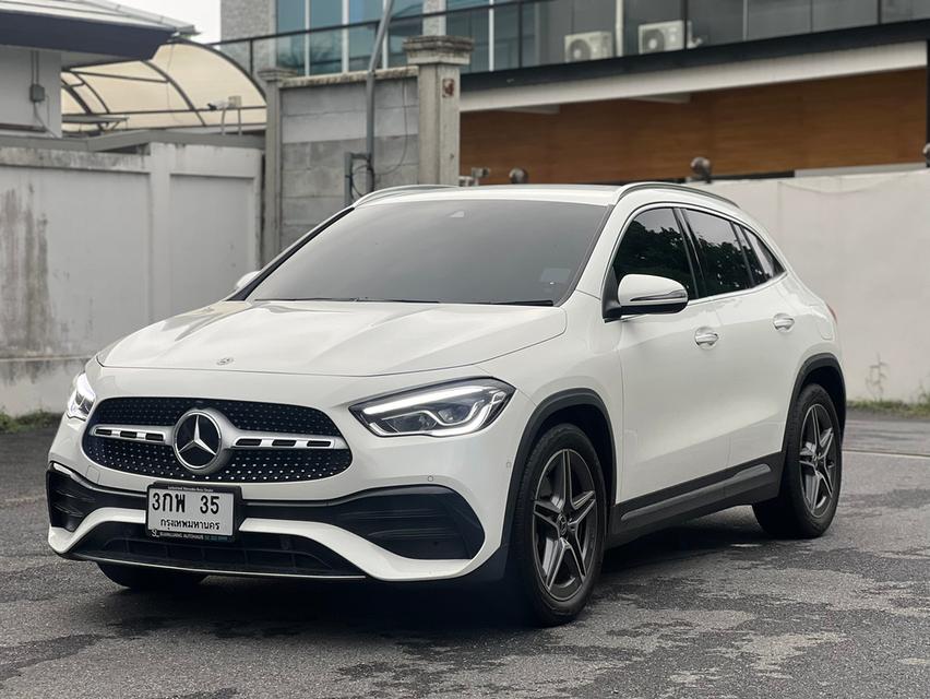 ขายBenz Gla200Amg ปี22